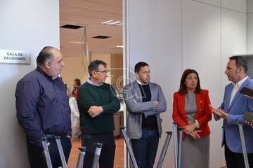 Visita al nuevo edificio administrativo de El Cubillo (Foto TA)